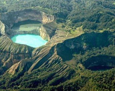 Danau Kelimutu